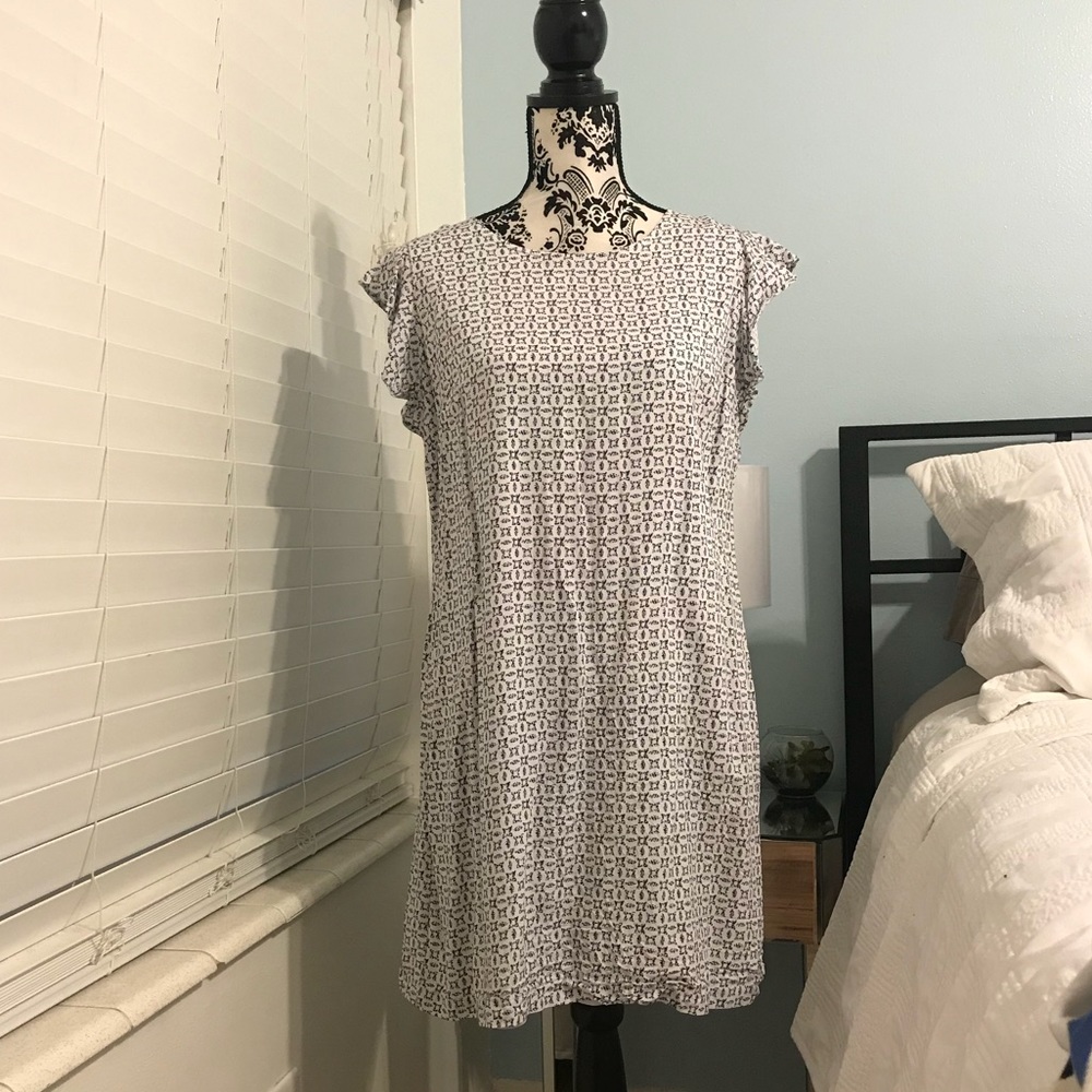 2 Cute Old Navy shift dresses 👗